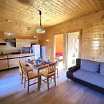 Сasa de vacaciones With Swimming Pool By Interhome Rusinowo (Slawno)